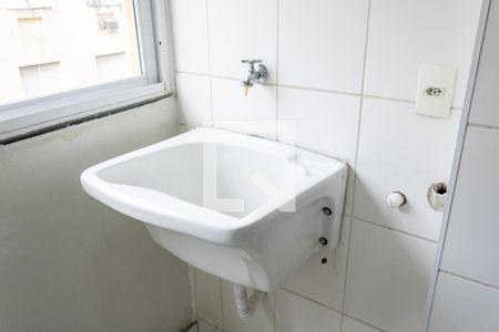 Apartamento para alugar com 57m², 2 quartos e 1 vaga Apartamento para alugar com 57m², 2 quartos e 1 vagaCozinha e Área de Serviço