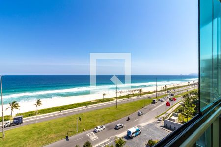 Apartamento à venda com 232m², 2 quartos e 4 vagas Apartamento à venda com 232m², 2 quartos e 4 vagasVista Sala 1 Andar