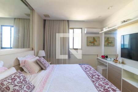 Apartamento à venda com 232m², 2 quartos e 4 vagas Apartamento à venda com 232m², 2 quartos e 4 vagasSuite