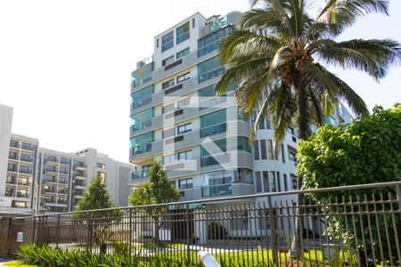 Apartamento à venda com 232m², 2 quartos e 4 vagas Apartamento à venda com 232m², 2 quartos e 4 vagasFachada