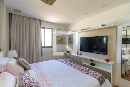 Apartamento à venda com 232m², 2 quartos e 4 vagas Apartamento à venda com 232m², 2 quartos e 4 vagasSuite
