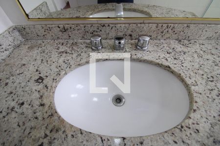 Apartamento para alugar com 160m², 4 quartos e 3 vagasBanheiro da Suíte 5