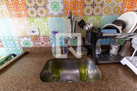 Apartamento à venda com 50m², 2 quartos e 1 vagaCozinha - Torneira