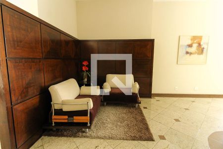 Apartamento para alugar com 150m², 3 quartos e 2 vagas Apartamento para alugar com 150m², 3 quartos e 2 vagasHall de entrada