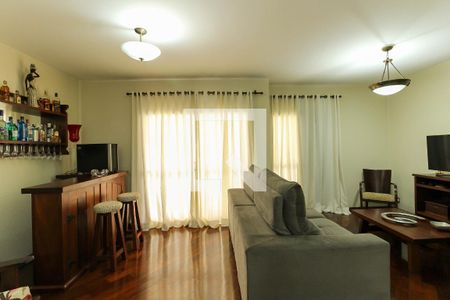 Apartamento para alugar com 150m², 3 quartos e 2 vagas Apartamento para alugar com 150m², 3 quartos e 2 vagasSala