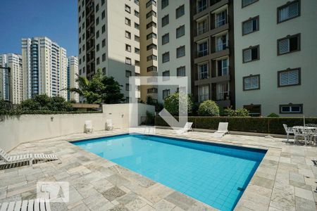 Apartamento para alugar com 66m², 3 quartos e 1 vagaÁrea comum - Piscina