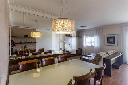 Apartamento para alugar com 133m², 3 quartos e 2 vagas Apartamento para alugar com 133m², 3 quartos e 2 vagasSala de Jantar