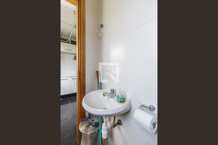 Apartamento para alugar com 133m², 3 quartos e 2 vagas Apartamento para alugar com 133m², 3 quartos e 2 vagasBanheiro de serviço