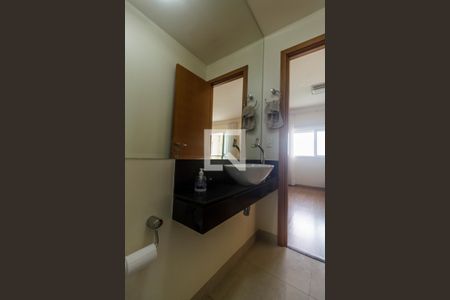 Apartamento para alugar com 133m², 3 quartos e 2 vagas Apartamento para alugar com 133m², 3 quartos e 2 vagasLavabo