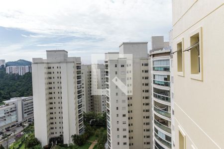 Apartamento para alugar com 133m², 3 quartos e 2 vagas Apartamento para alugar com 133m², 3 quartos e 2 vagasVista