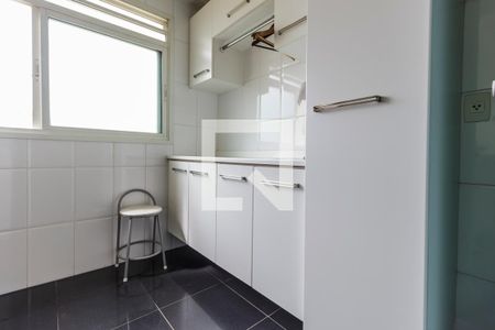 Apartamento para alugar com 133m², 3 quartos e 2 vagas Apartamento para alugar com 133m², 3 quartos e 2 vagasCozinha