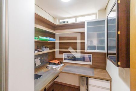 Apartamento para alugar com 133m², 3 quartos e 2 vagas Apartamento para alugar com 133m², 3 quartos e 2 vagasEscritório