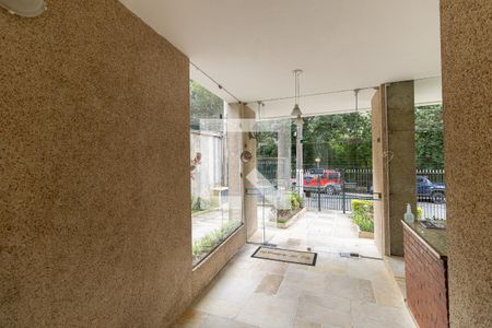 Apartamento para alugar com 75m², 1 quarto e 1 vaga Apartamento para alugar com 75m², 1 quarto e 1 vagaHall de Entrada