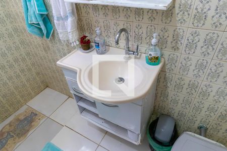 Casa à venda com 93m², 3 quartos e 1 vaga Casa à venda com 93m², 3 quartos e 1 vagaBanheiro