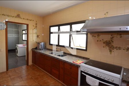 Apartamento à venda com 450m², 5 quartos e 3 vagasCozinha