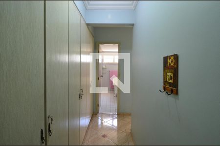 Apartamento à venda com 450m², 5 quartos e 3 vagasCorredor Quartos