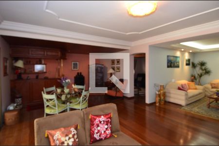 Sala de Estar de apartamento à venda com 5 quartos, 450m² em Cambuí, Campinas