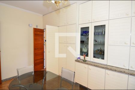 Apartamento à venda com 450m², 5 quartos e 3 vagasCopa