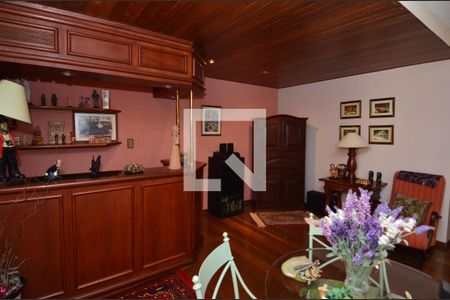 Detalhe da sala de apartamento à venda com 5 quartos, 450m² em Cambuí, Campinas