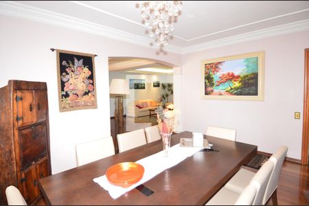 Sala de Estar de apartamento à venda com 5 quartos, 450m² em Cambuí, Campinas