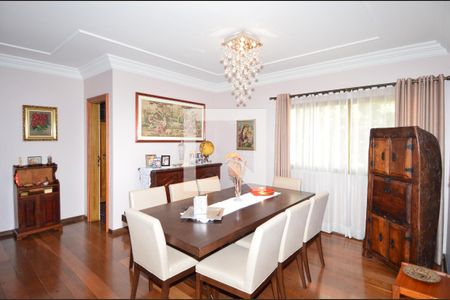 Sala de Estar de apartamento à venda com 5 quartos, 450m² em Cambuí, Campinas