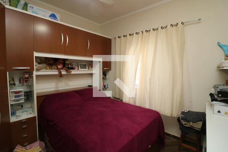 Quarto de casa à venda com 5 quartos, 400m² em Jardim Vila Formosa, São Paulo