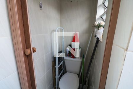 Casa à venda com 400m², 5 quartos e 6 vagasBanheiro de serviço