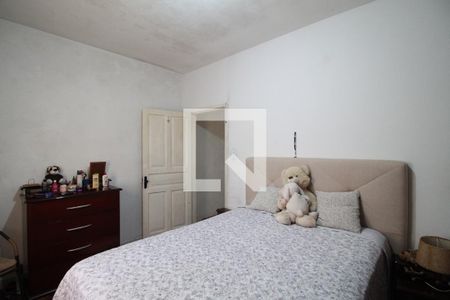 Quarto 1   de casa à venda com 3 quartos, 224m² em Jardim Cotinha, São Paulo