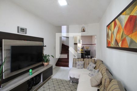 Sala   de casa à venda com 3 quartos, 224m² em Jardim Cotinha, São Paulo