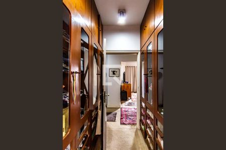 Apartamento à venda com 320m², 4 quartos e 4 vagasCloset