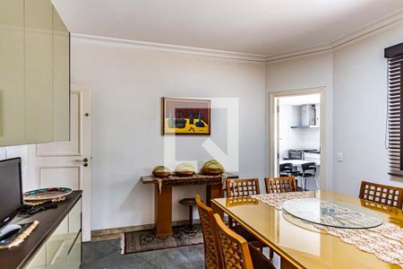 Apartamento à venda com 320m², 4 quartos e 4 vagasCopa