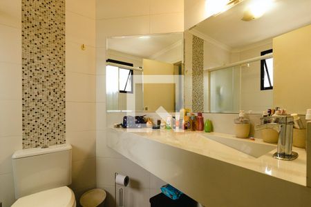 Apartamento à venda com 107m², 3 quartos e 2 vagasBanheiro da Suíte