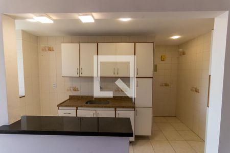 Apartamento para alugar com 55m², 2 quartos e 1 vaga Apartamento para alugar com 55m², 2 quartos e 1 vagaCozinha