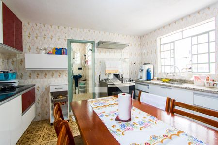 Casa à venda com 260m², 3 quartos e 5 vagasCozinha