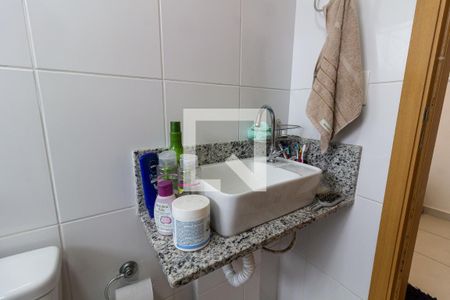 Apartamento para alugar com 50m², 1 quarto e 1 vagaDetalhe do banheiro