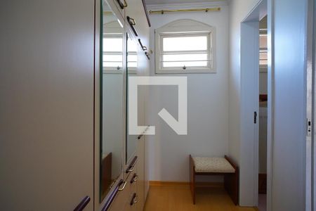 Casa à venda com 300m², 3 quartos e 4 vagasBanheiro da Suíte