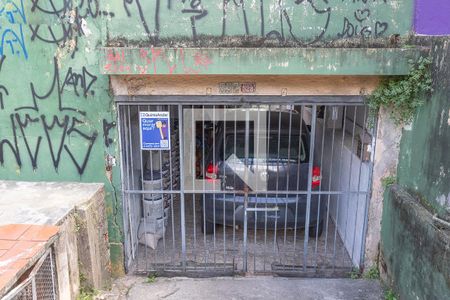 Casa à venda com 375m², 2 quartos e 1 vagaPlaca 