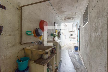 Casa à venda com 540m², 2 quartos e 1 vagaÁrea de serviço 