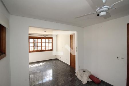 Casa para alugar com 483m², 4 quartos e 6 vagas Casa para alugar com 483m², 4 quartos e 6 vagasSala de Jantar