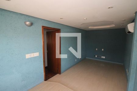 Sala 2 de casa para alugar com 4 quartos, 483m² em Coronel Aparicio Borges, Porto Alegre