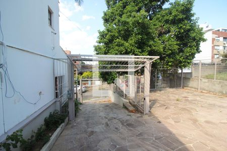 Casa para alugar com 483m², 4 quartos e 6 vagas Casa para alugar com 483m², 4 quartos e 6 vagasQuintal