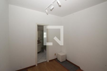 Casa para alugar com 483m², 4 quartos e 6 vagas Casa para alugar com 483m², 4 quartos e 6 vagasCloset da suíte