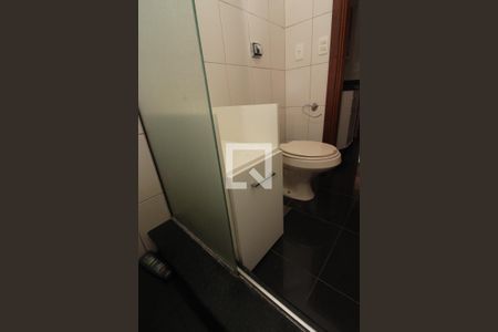 Casa para alugar com 483m², 4 quartos e 6 vagas Casa para alugar com 483m², 4 quartos e 6 vagasBanheiro Social