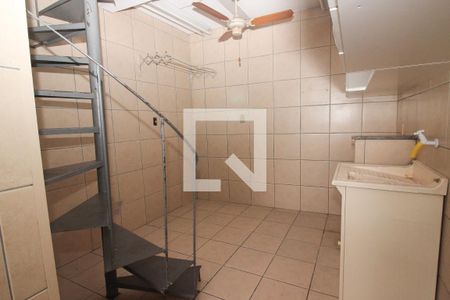 Casa para alugar com 483m², 4 quartos e 6 vagas Casa para alugar com 483m², 4 quartos e 6 vagasÁrea de Serviço
