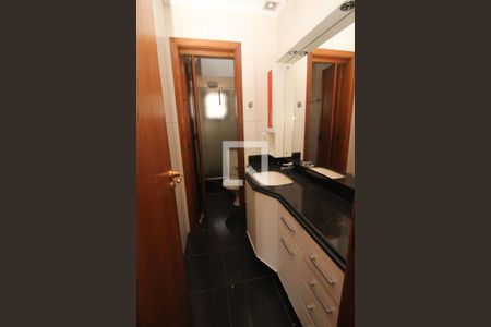 Casa para alugar com 483m², 4 quartos e 6 vagas Casa para alugar com 483m², 4 quartos e 6 vagasBanheiro Social