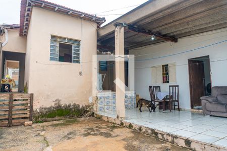 Casa à venda com 250m², 4 quartos e 2 vagasQuintal