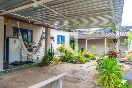 Casa à venda com 250m², 4 quartos e 2 vagasQuintal