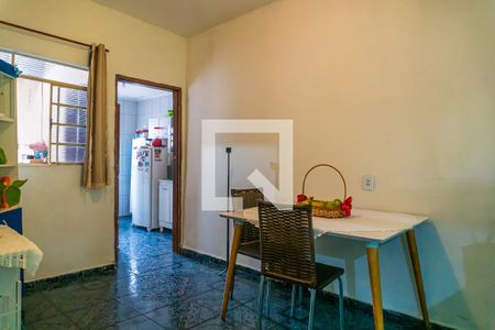 Casa à venda com 250m², 4 quartos e 2 vagasCopa