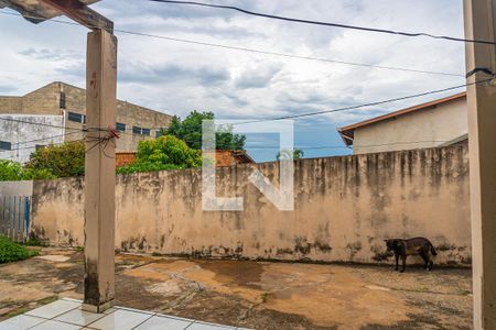 Casa à venda com 250m², 4 quartos e 2 vagasQuintal