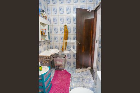 Casa à venda com 250m², 4 quartos e 2 vagasBanheiro da Suíte